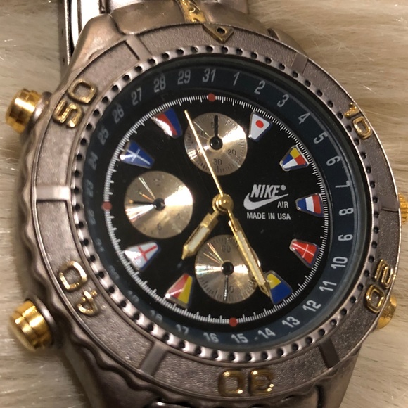 nike watch vintage